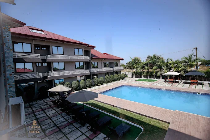 Lapamzorkor Hotel