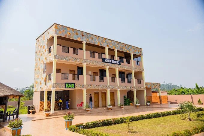 Obibini Tekyi Hotel