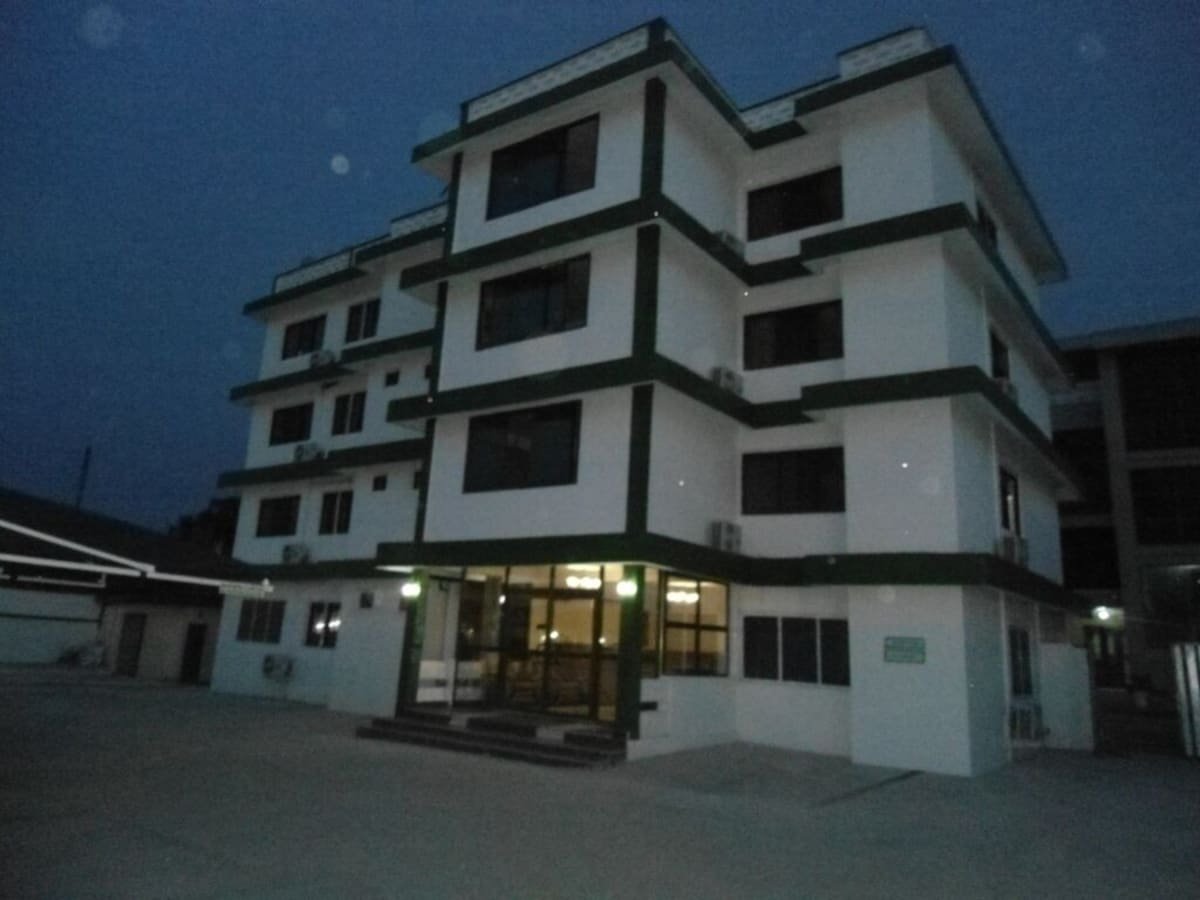 HOTEL ANIMENS