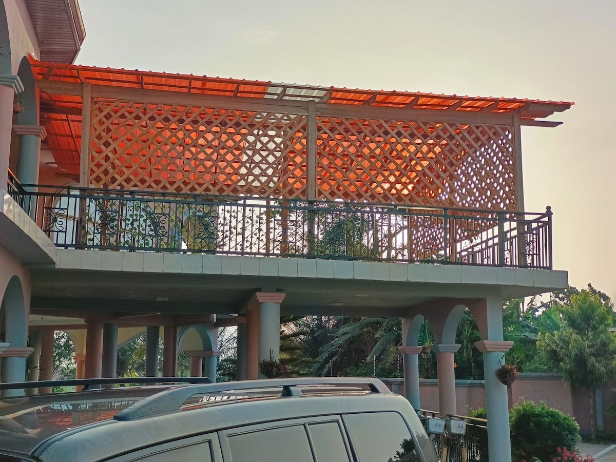 Osaah Bema Lodge