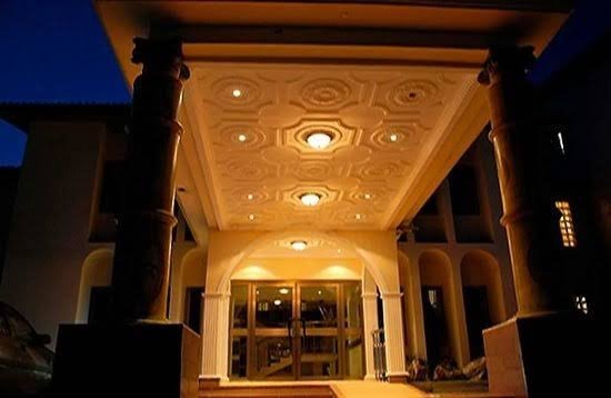 Governor Gardens Hotel