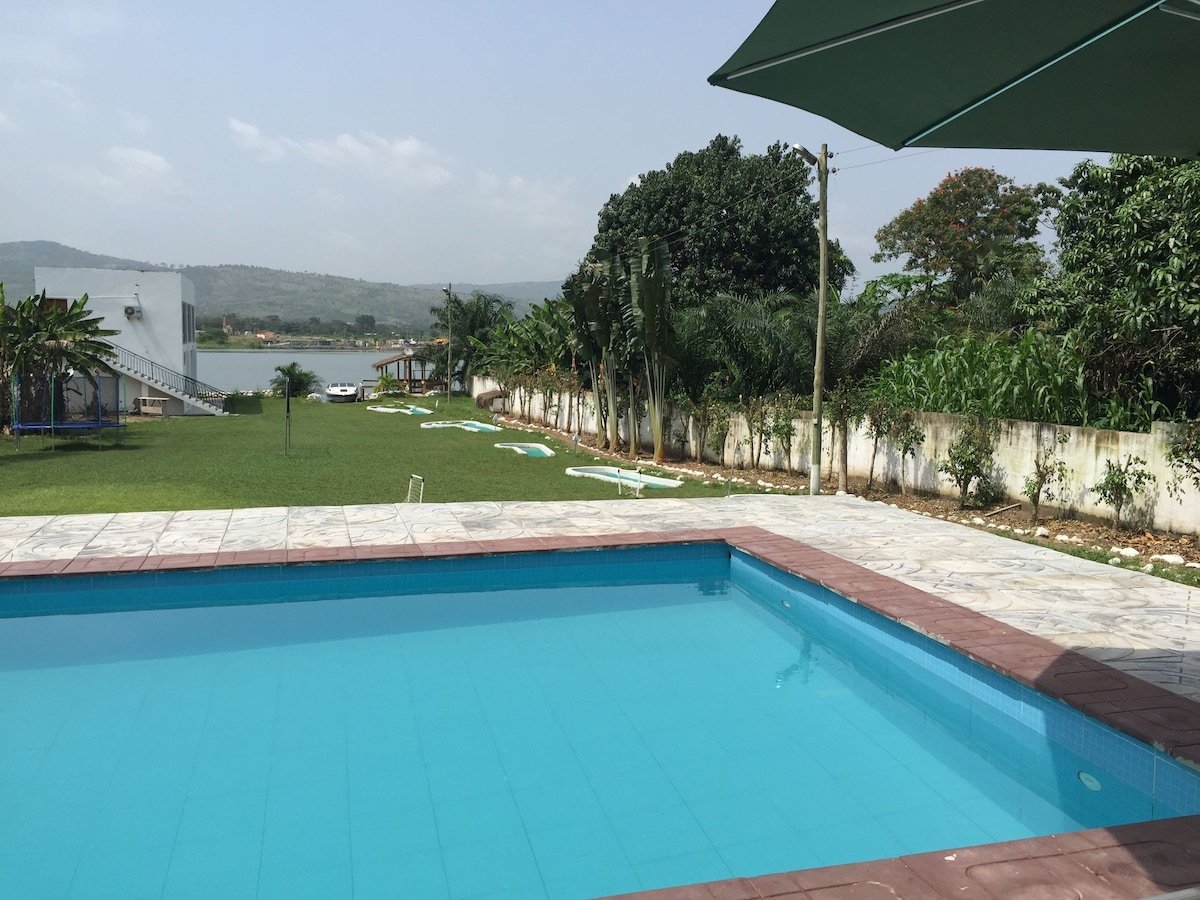 Volta Escape Resort