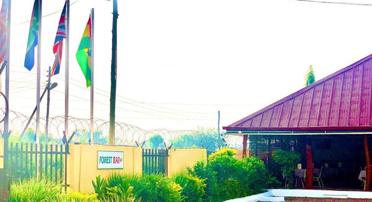 Sundowner Lodge