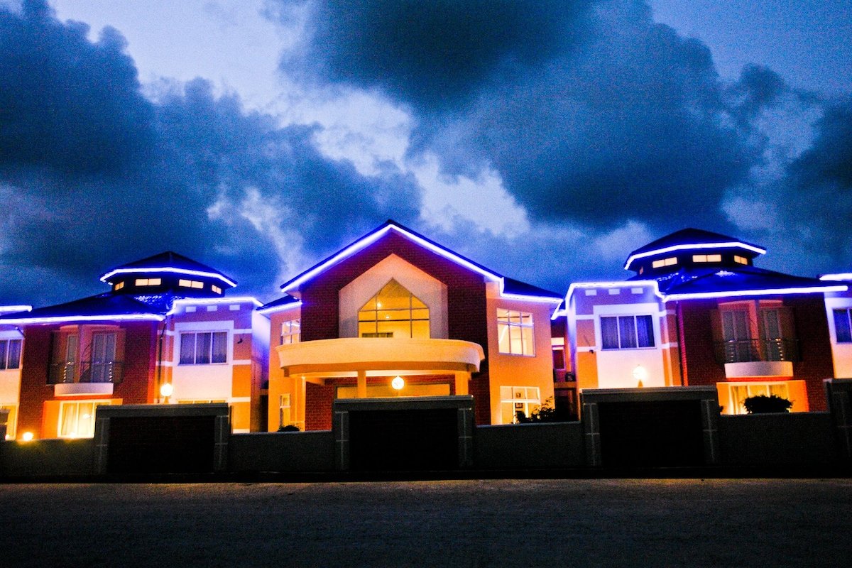 Bidrock Hotel