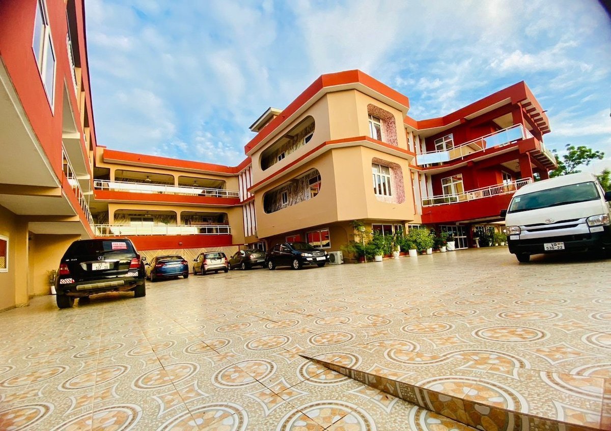 GOLDEN KEY HOTEL