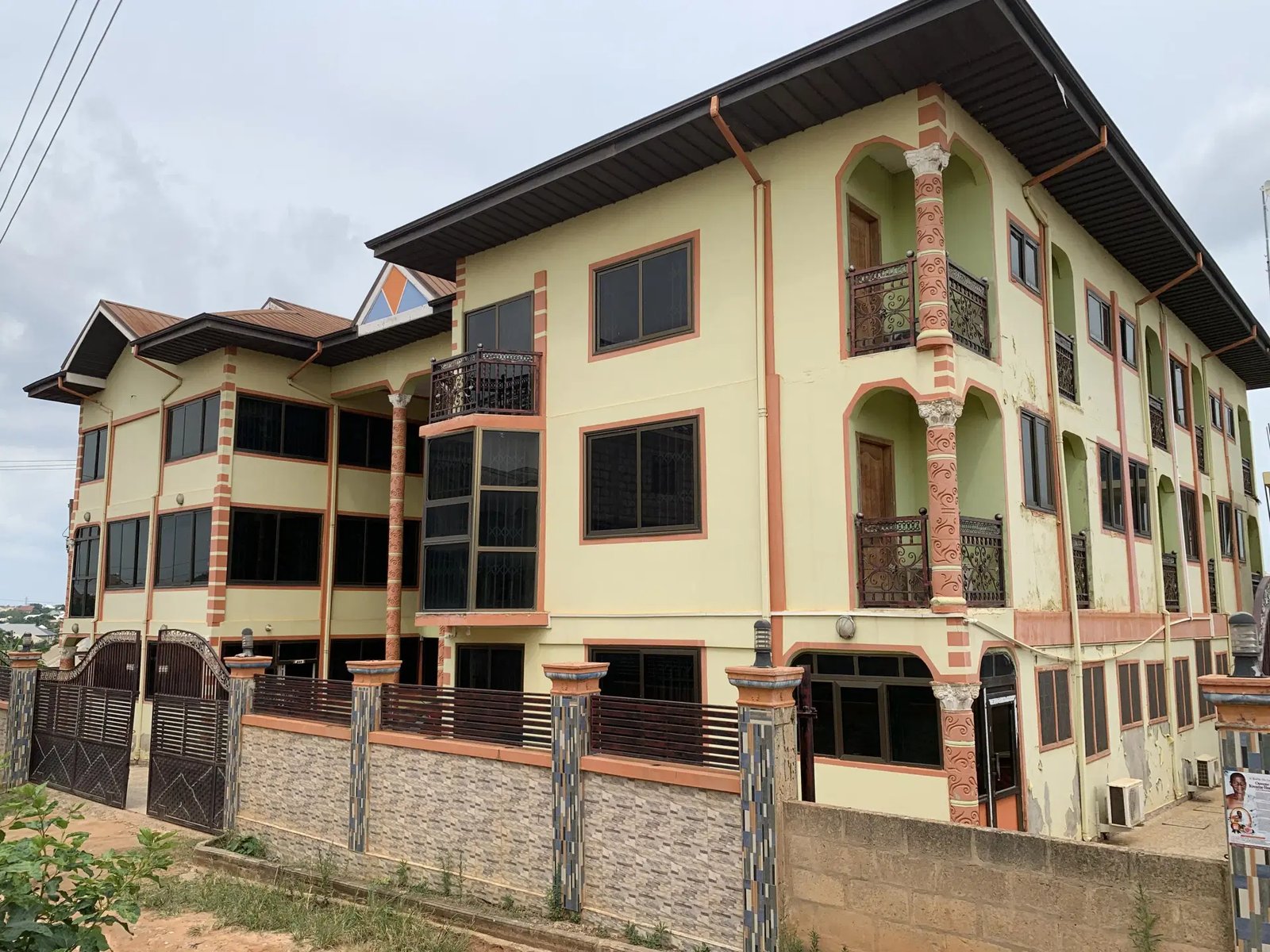MAABENA HOTEL