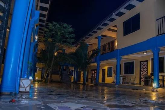 Bimpomaa Plaza