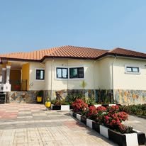 Boas Royal Hotel