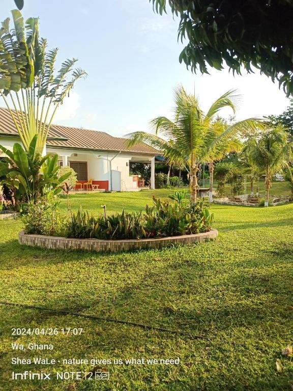Beauty By Nature Garden Oasis&Restaurant