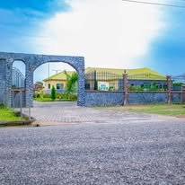 Zenes Guest House
