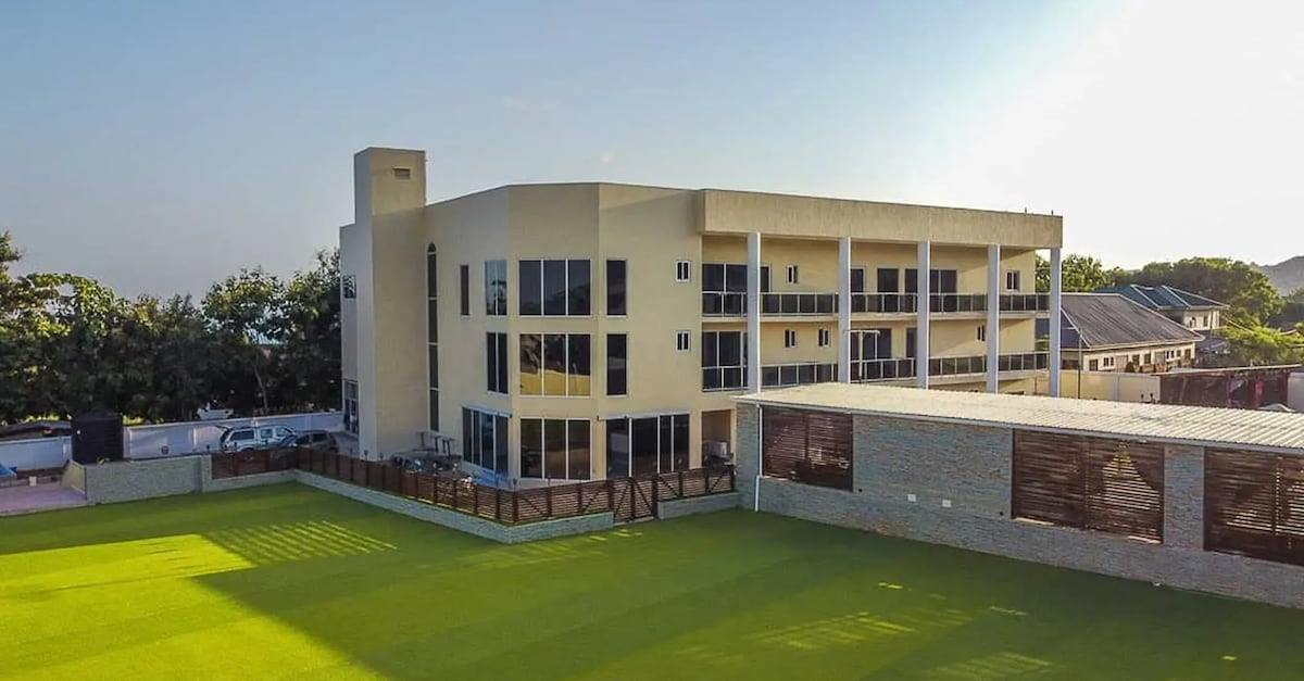 The Platinum Bay Hotel