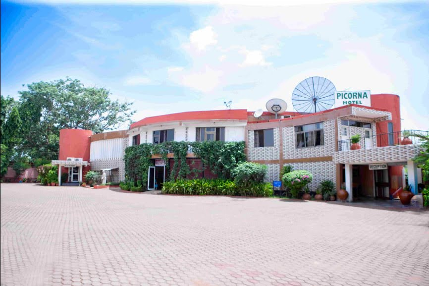 Picorna Hotel