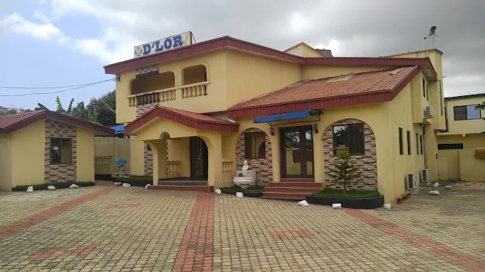 D'Lor Suites
