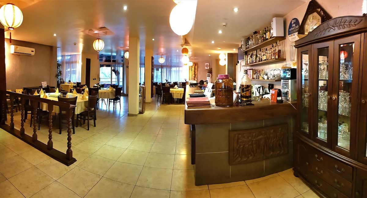 ROBINHOOD INN
