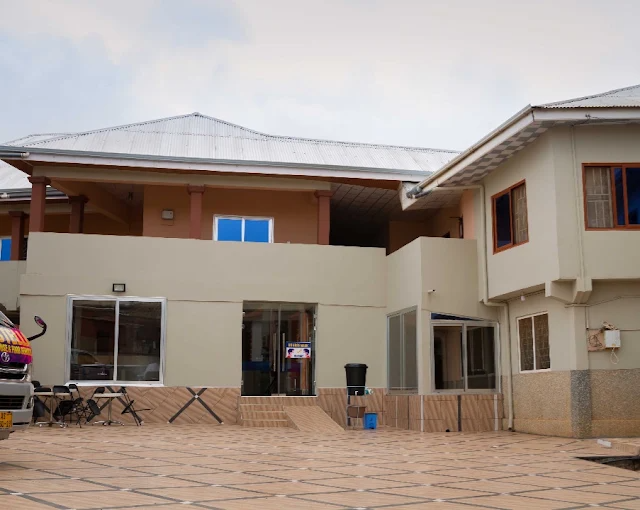 ROSTELLA GUEST HOUSE