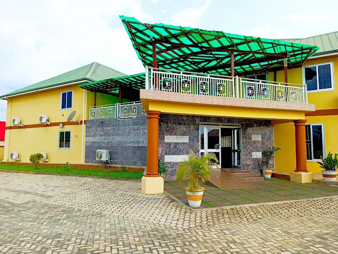 Nakal Courtyard Hotel