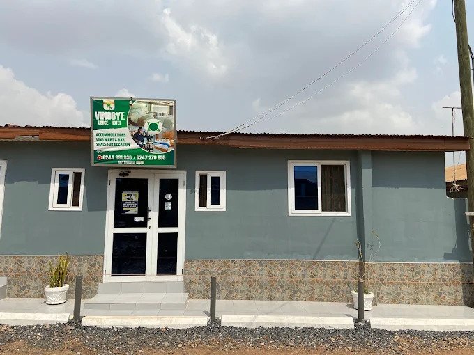 VINOBYE LODGE