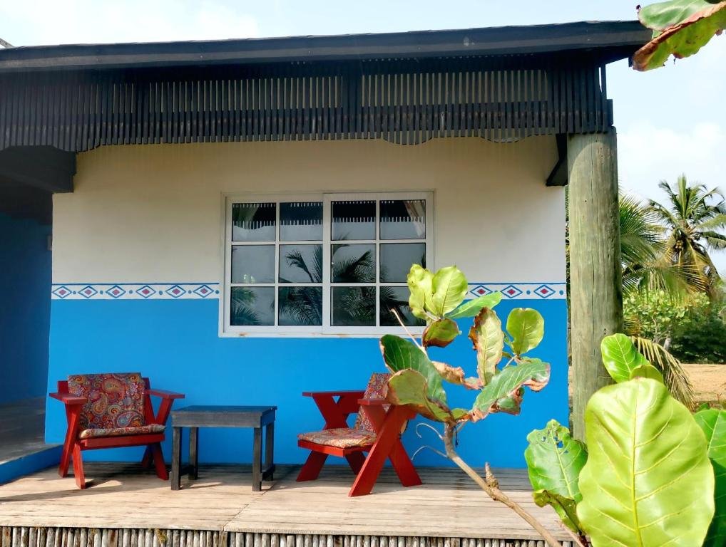 AFRO BEACH ECO RESORT