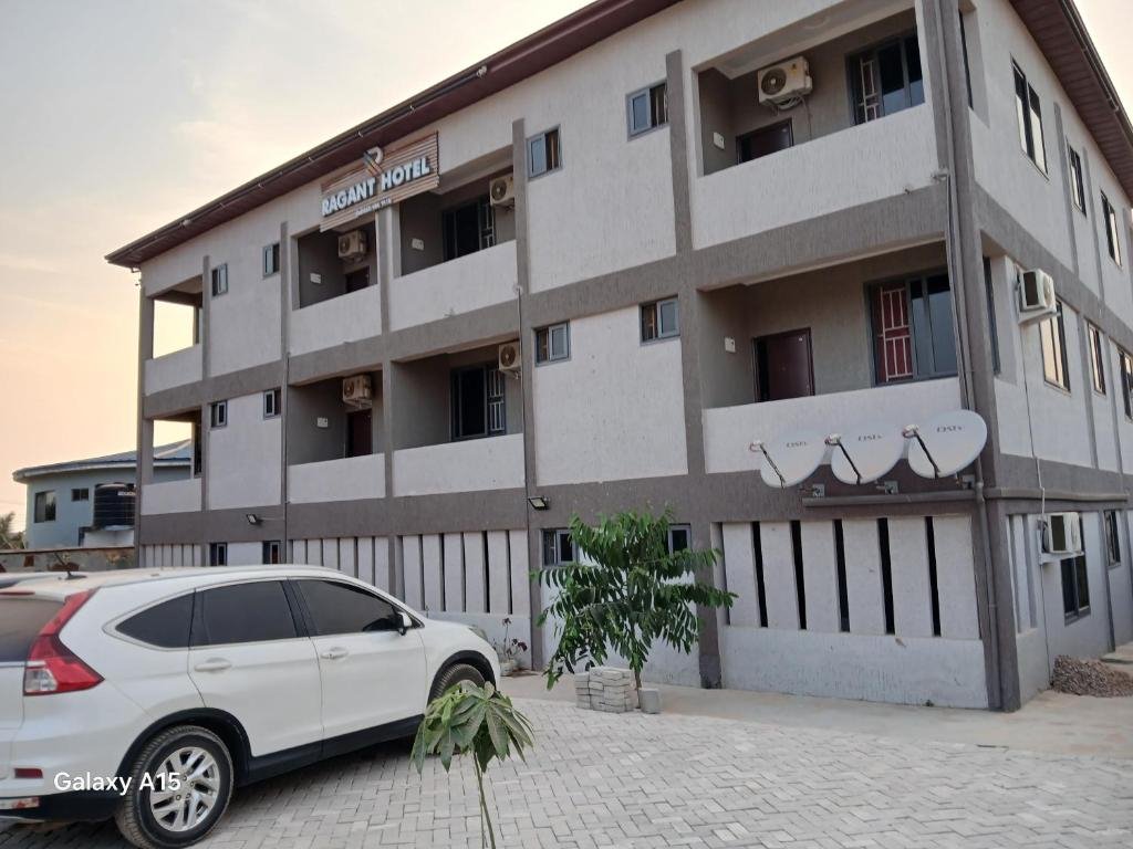 Ragant Hotel