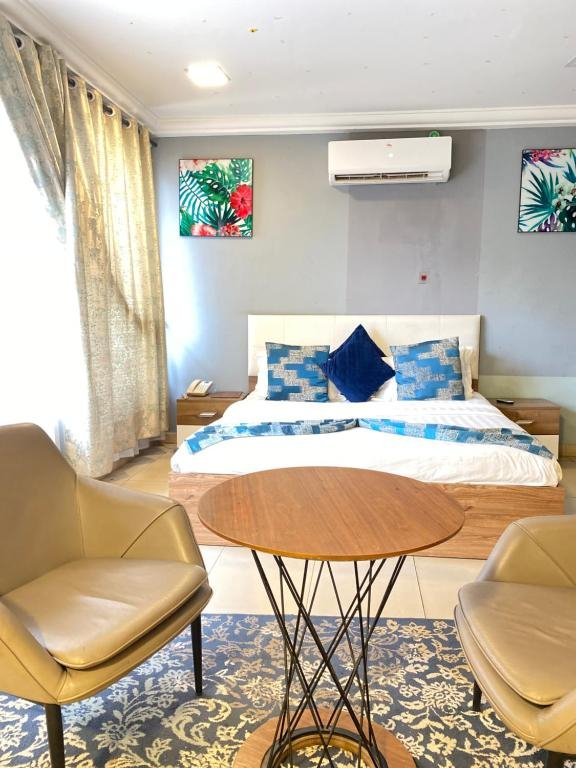 Peach City Hotel