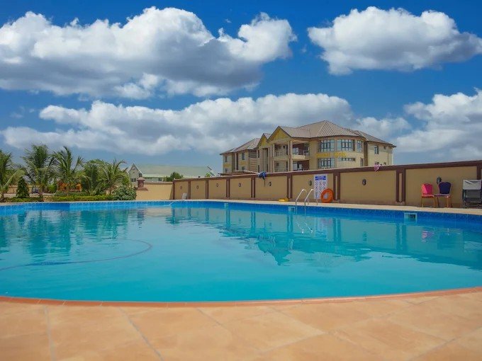 Ganass Hotel