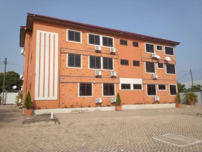 Vicakpo Hotel