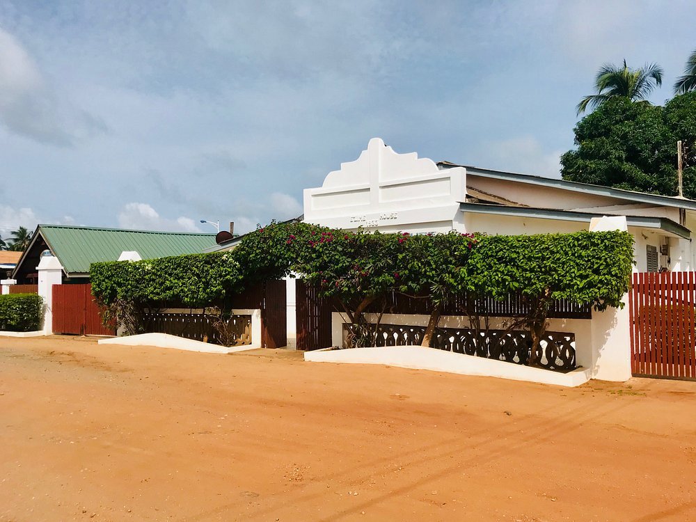 EZIME GUEST HOUSE
