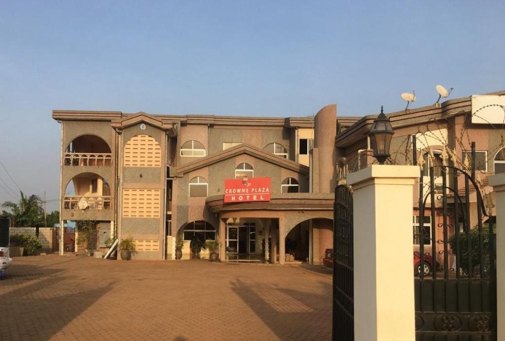 Crowne Plaza Hotel