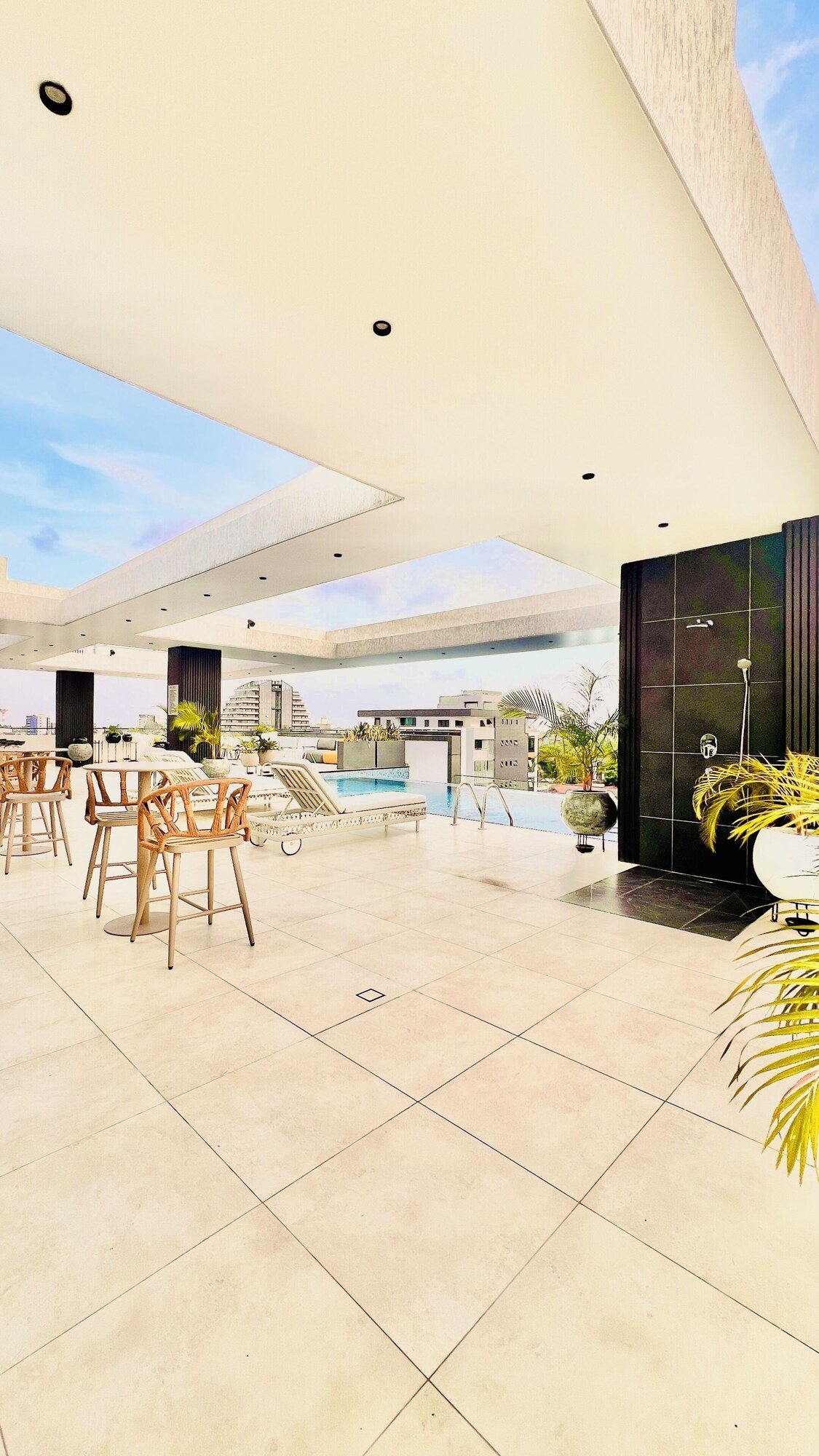 Hilton Essence Studio, Airport-Accra