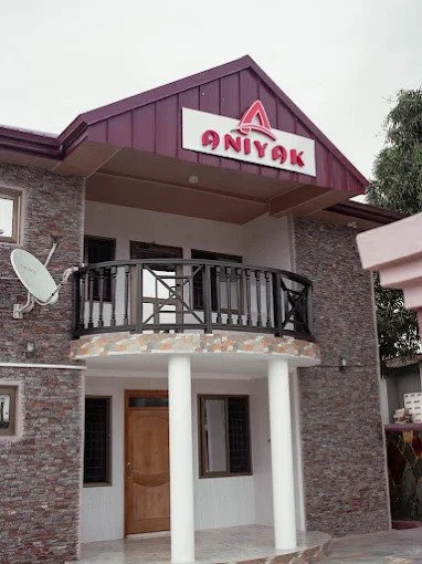 Aniyak Guest House
