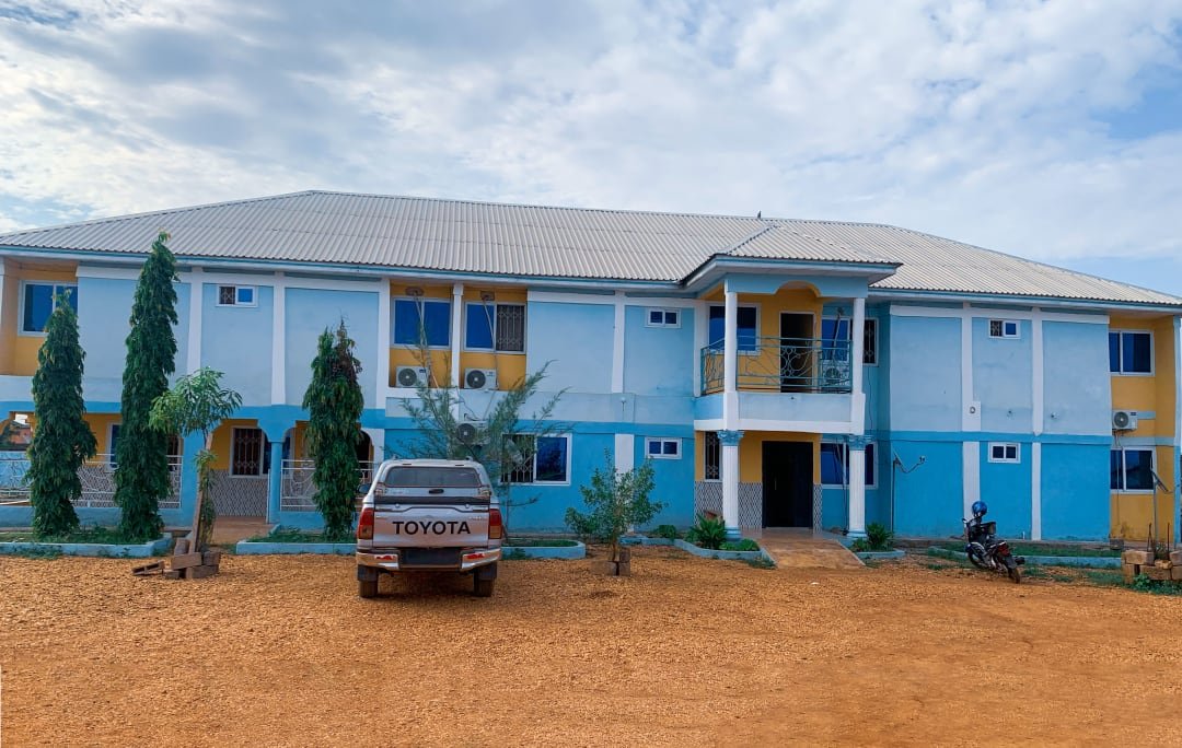 SHALOM PREMIER GUEST HOUSE